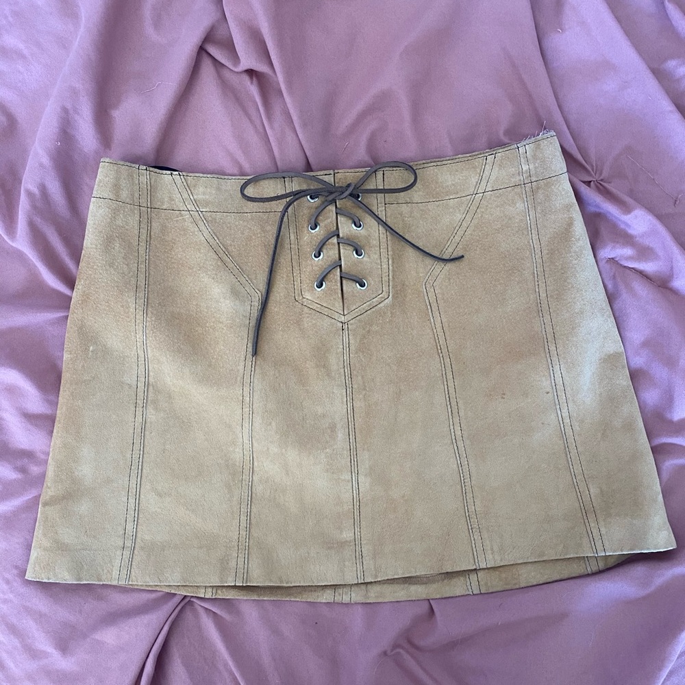 tan leather mini skirt—Bebe